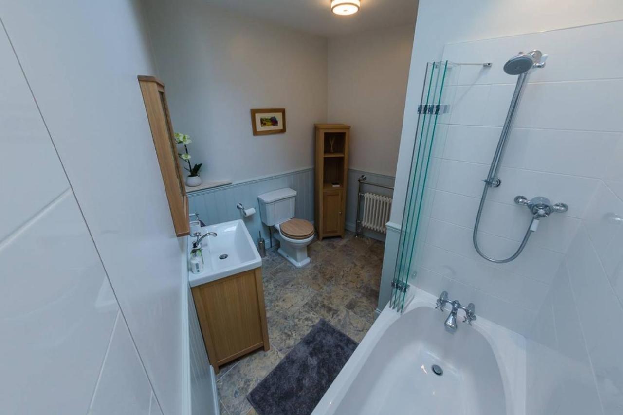 Joivy Stylish Apt In Trendy New Town Location Единбург Екстер'єр фото